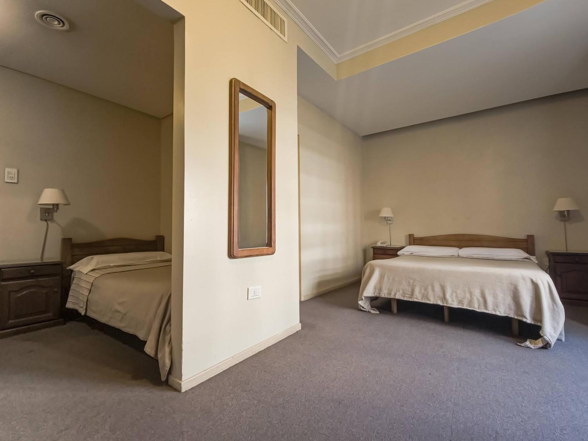 Hotel Marbella บัวโนสไอเรส ภายนอก รูปภาพ