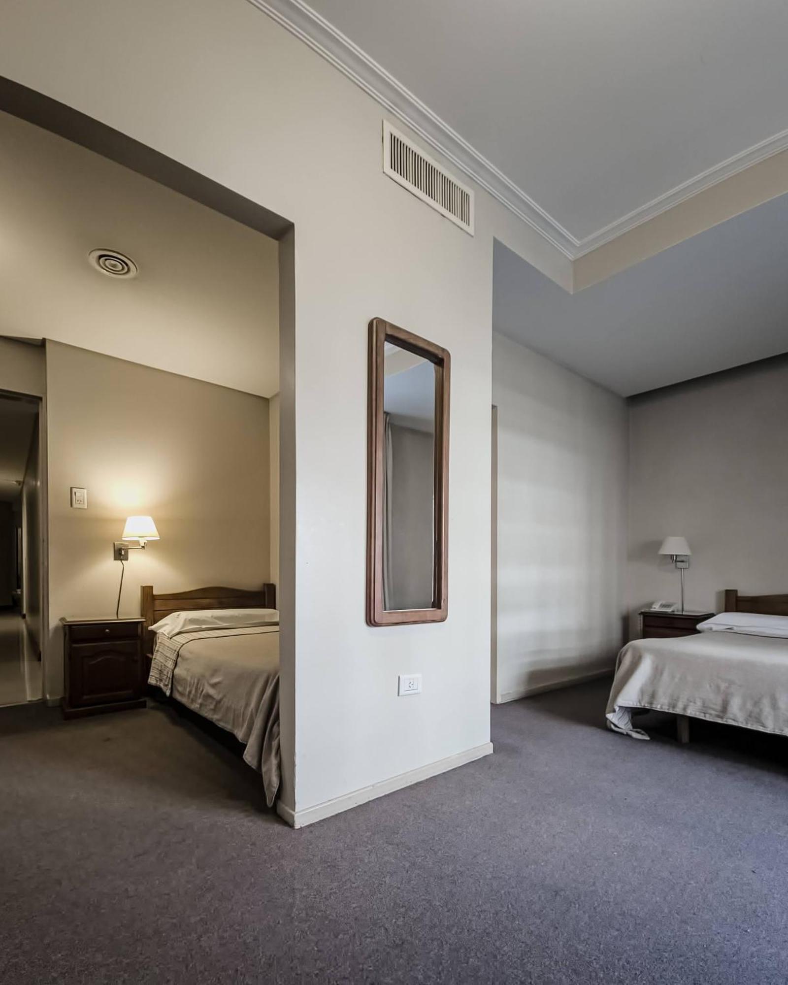 Hotel Marbella บัวโนสไอเรส ภายนอก รูปภาพ